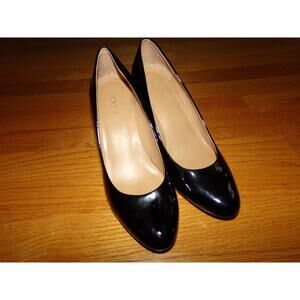 J Crew black patent leather wedge pumps 9 1/2 Classic A few scuffs